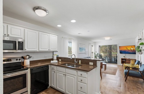 Pawleys Island Condo | Perfect Year-Round! 2nd floor golf course condo, pool & hot tub, close to beach