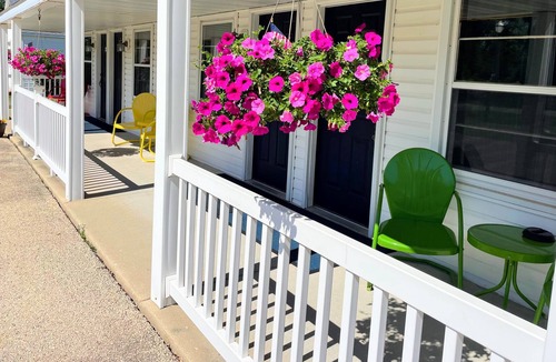 Rapid River Apartment | Pet friendly & Centrally located