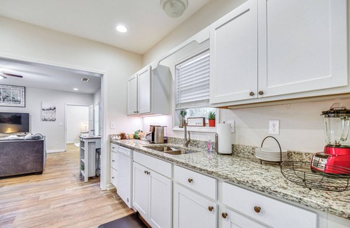 Stephens Apartment | Pet-Friendly Georgia Apartment: 8 Mi to Athens!