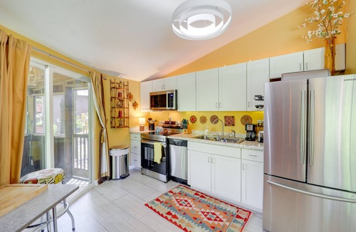 Mill Ridge Cabin | Pet-Friendly Getaway w/Porch in Banner Elk!