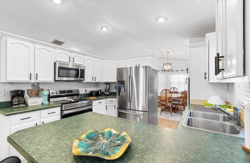 Jupiter House | Pet-Friendly Jupiter Home Game Room Central