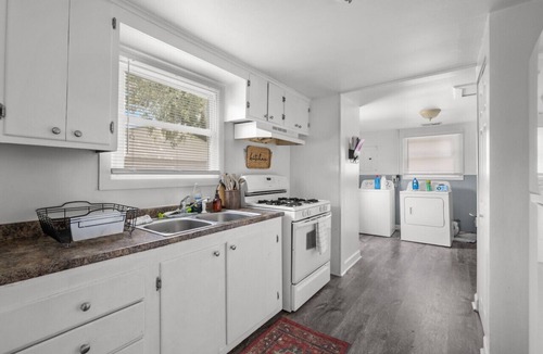Silvis House | Pet Friendly & Spacious 3BR + Garage in Silvis