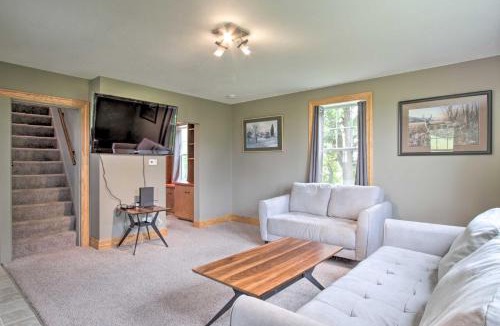 Houston County House | Pet-Friendly Spring Grove Home w/Serene Yard!