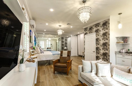 Abacoa Apartment | Pet-Friendly Studio: 6 Mi to Jupiter Beach Park!