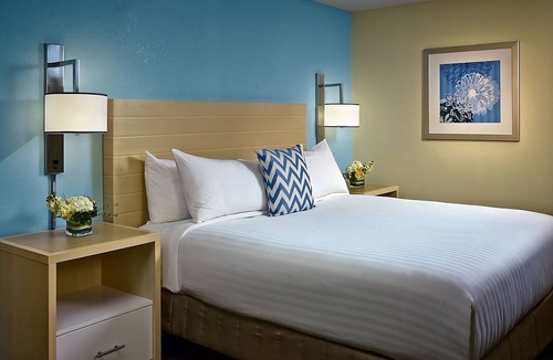 Chesterfield Hotel | Pet-friendly Suite with Private Kitchen! Close to Faust Park & Butterfly House!