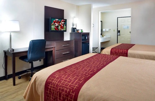 Paducah Hotel | Pet-friendly Unit with Free Parking Near William Clark Market House Museum