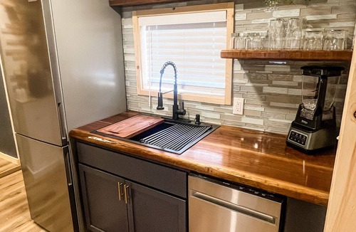 Bitely House | Pettibone Place - Entire Home Walking distance to Pettibone Lake with kayaks!