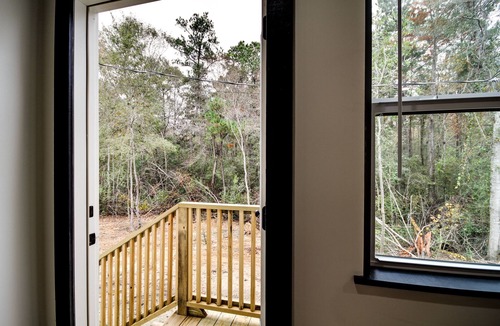 Picayune Cottage | Picayune Home w/Porch - Near Bogue Chitto Refuge!