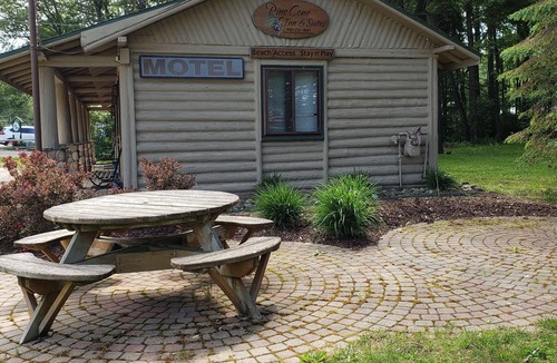 Gaylord Hotel | Pine Cone Inn - Room M9 with 2 Double beds located across from Otsego Lake.