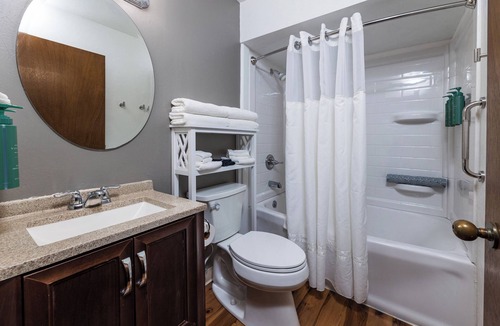 Ephraim Hotel | Pine Grove Resort