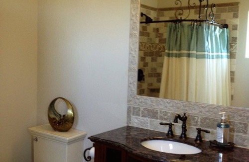 Benton County Apartment | Pinnacle Luxury Apt: Awesome Location & Lifestyle