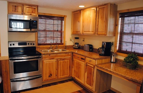 Ohiopyle Cabin | Place in the Pines - Mountain Escape for 2