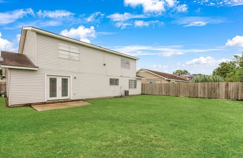 Terrytown House | Plaquemine LNG & Belle Chasse Contractors Welcome. Cleaning Included