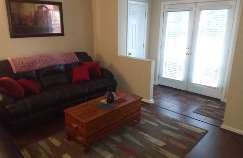 Charlotte Condo | Plaza Midwood 2BR/1.5BA Condo - Pet-Friendly Near Uptown!