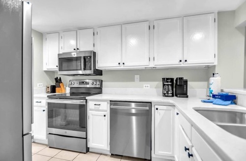 Shipyard Plantation Condo | Pool, Golf & Tennis, Dog-Friendly Villa