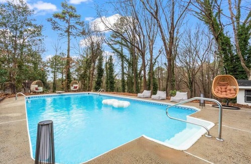 Marietta House | Pool Hot Tub Movie Room Sauna - Spacious Retreat