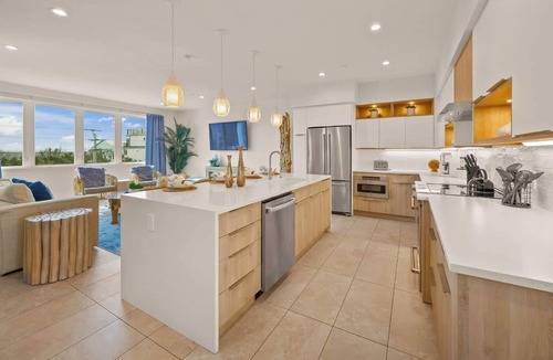 Siesta Key Village House | Pool Volleyball-Gulf Views-Steps to Beach-Rooftop