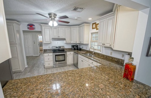 Lafitte House | Premier Lodging for Fishing Charter Guests & Unforgettable New Orleans Vacations