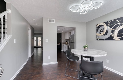 Peachtree Corners House | Premium Townhome #C w/2 King Beds & Luxury Baths