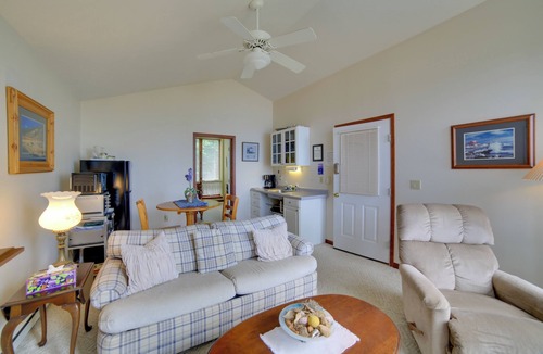 Big Bay House | Private Beach! Year-Round Lake Superior Retreat