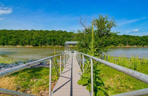Fairland House | Private Boat Dock on Grand Lake! Modern Cabin
