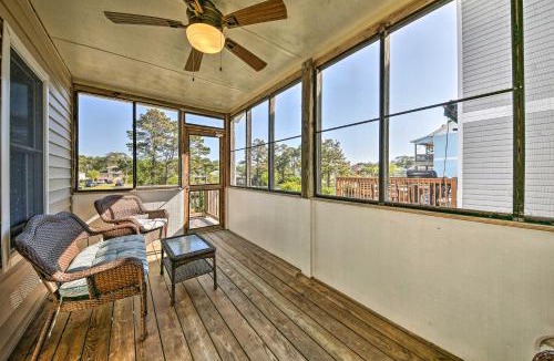 Colington Harbour House | Private Boat Dock: Fun OBX Family Getaway w/Deck