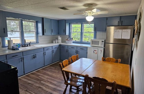Prosperity Cottage | Private cottage w/a HOT TUB, Dock, SUPs & Kayaks