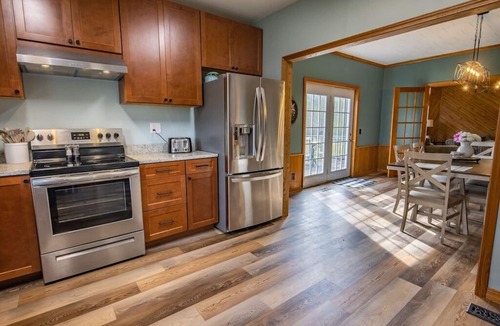 Mt Lookout House | Private Farm. Located between New River Gorge and Summersville Lake.