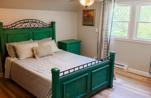 Birch Run Township House | Private Farmhouse with Large Yard in Birch Run - 3 bedrooms