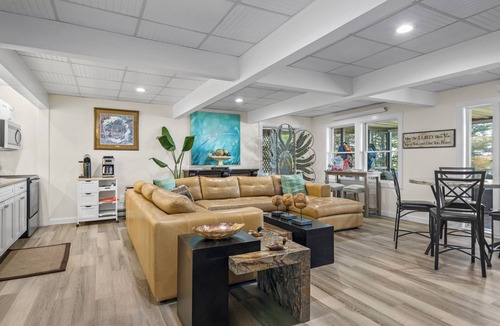 Charlevoix Apartment | Private Guest Suite | Lake Michigan | Beachfront | Remodeled | Pet Friendly