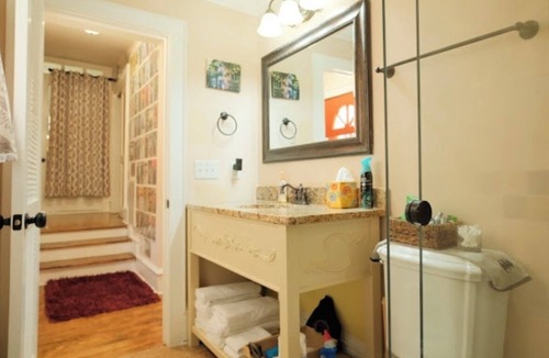 Camden House | PRIVATE one bed, one bath and separate entrance at Revolving Door Ranch