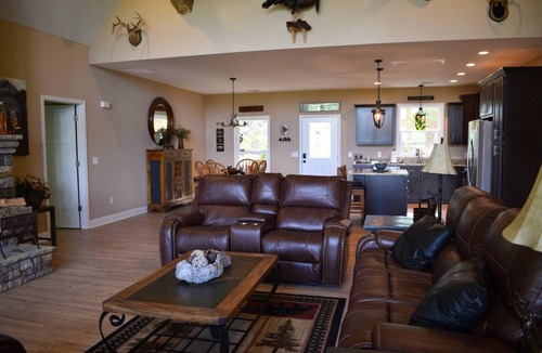Hiawassee House | Private retreat on 7 acres, mountain views, firepit, king bed, sleeps 6.