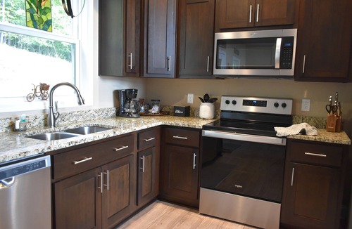 Hiawassee House | Private retreat on 7 acres, mountain views, firepit, king bed, sleeps 6.