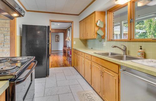 Mountain Home House | Private Yard and Grill Retreat Near Norfolk Lake!