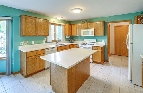 Macomb House | Private Yard w/Patio, Fire Pit Family Getaway