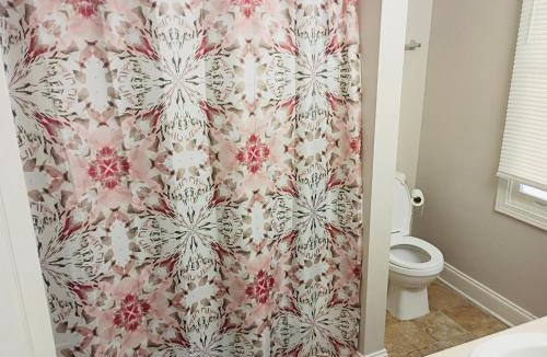 Mechanicsville House | Pryor Street Main Suite with Private Bathroom Room 1