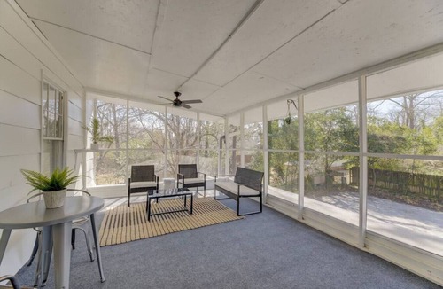 Earlewood Condo | Quaint 1 BR Apt | Mins from ZOO, USC & FT Jackson