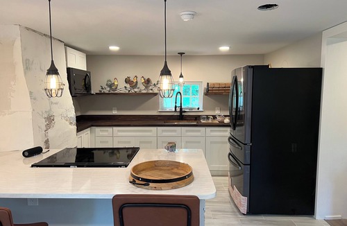 Coalmont House | Quaint and Cozy 3-bedroom home loaded with charm and amenities in Coalmont