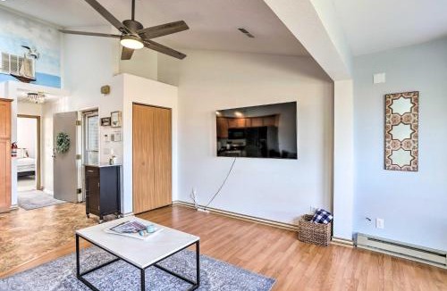 Oak Harbor House | Quaint Couple's Escape: Pool, Near Lake Erie!