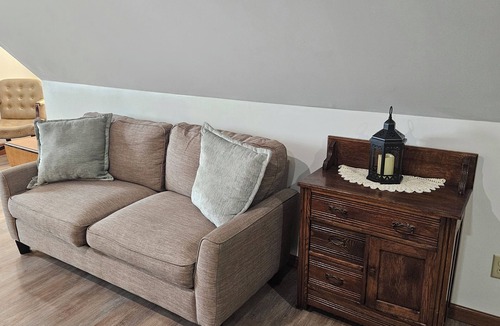 Leavittsburg Apartment | Quaint little studio