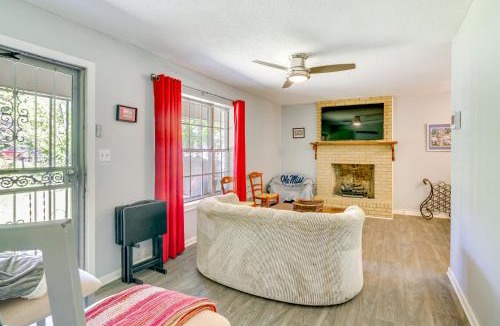Oxford House | Quaint Oxford Home ~ 2 Mi to Ole Miss & The Grove!