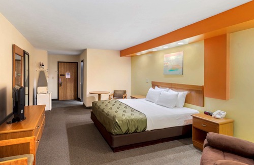 Hamilton Hotel | Quality Inn Hamilton
