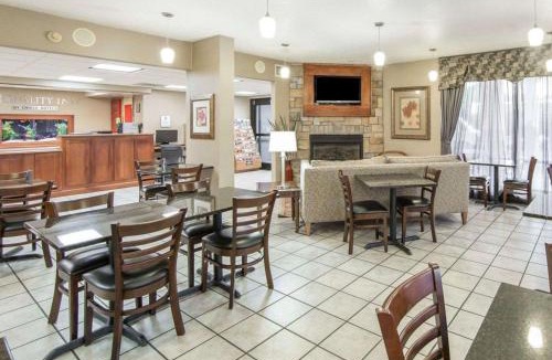 Knoxville Hotel | Quality Inn Merchants Drive