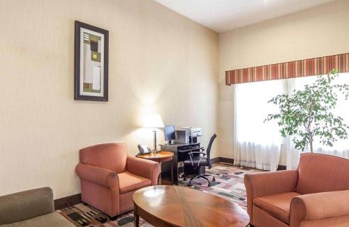 Portsmouth Hotel | Quality Inn & Suites Portsmouth