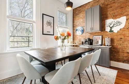 Mount Auburn Villa | Queen City Penthouse - OTR
