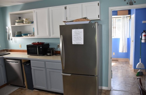 Frankfort House | Quiet and cozy cottage, in town