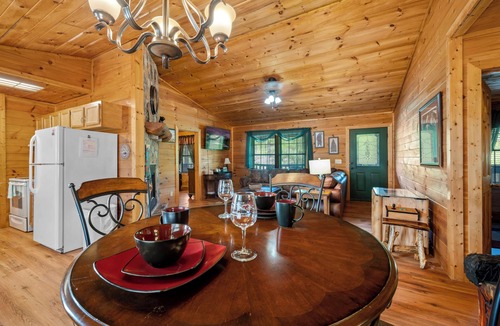 Sevierville Cabin | Quiet One-Level Cabin, Hot Tub, Fire Pit, WiFi, Parkway Close