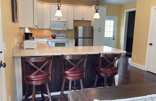 Fairview House | Quiet retreat minutes from breweries, hiking, and Biltmore