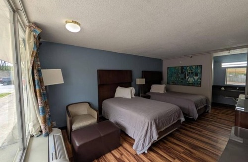 Cartersville Hotel | Quiet Retreat Near Johnson Mountain – 3 Rooms Available