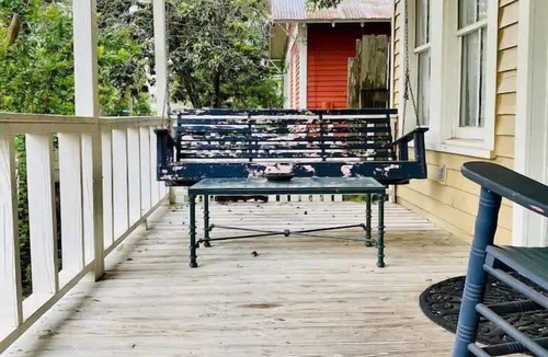 Freetown - Port Rico House | Quiet Stay Near Downtown & Cajun Eats